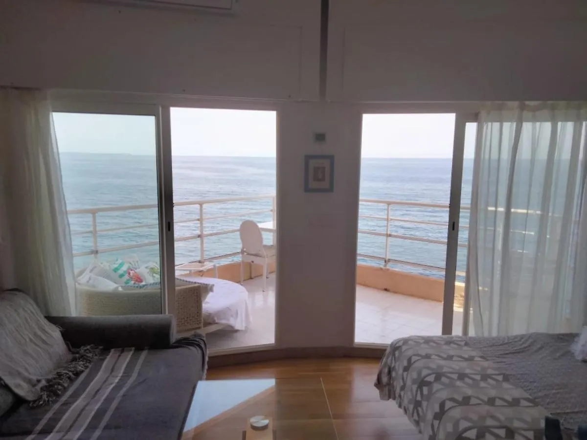 Bel appartement avec vue mer Le Trayas